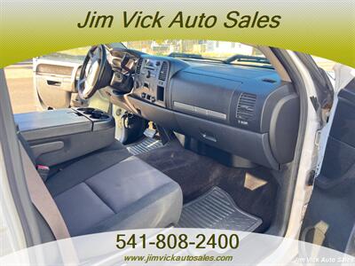 2013 Chevrolet Silverado 1500 LT   - Photo 7 - North Bend, OR 97459