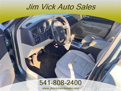 2005 Dodge Magnum RT   - Photo 5 - North Bend, OR 97459