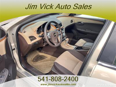 2010 Chevrolet Malibu LT   - Photo 5 - North Bend, OR 97459