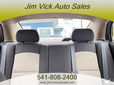 2010 Chevrolet Malibu LT   - Photo 11 - North Bend, OR 97459