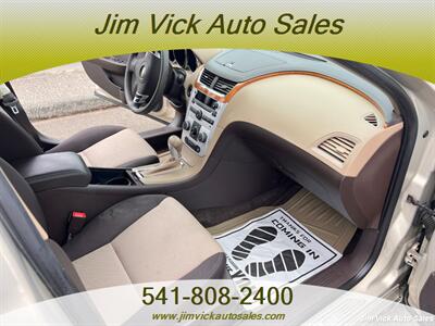2010 Chevrolet Malibu LT   - Photo 7 - North Bend, OR 97459