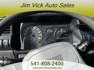 2003 Isuzu NQR   - Photo 7 - North Bend, OR 97459