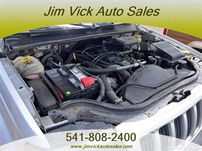2004 Jeep Grand Cherokee Laredo   - Photo 13 - North Bend, OR 97459