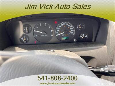 2004 Jeep Grand Cherokee Laredo   - Photo 9 - North Bend, OR 97459