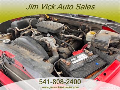 2005 Dodge Dakota SLT   - Photo 11 - North Bend, OR 97459