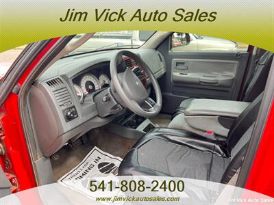 2005 Dodge Dakota SLT   - Photo 5 - North Bend, OR 97459
