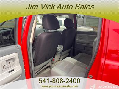 2005 Dodge Dakota SLT   - Photo 6 - North Bend, OR 97459
