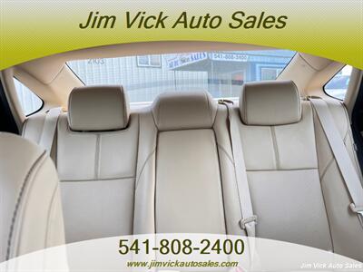 2013 Toyota Avalon Limited - Photo 11 - North Bend, OR 97459
