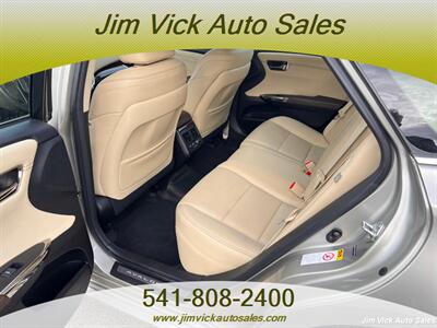 2013 Toyota Avalon Limited - Photo 6 - North Bend, OR 97459