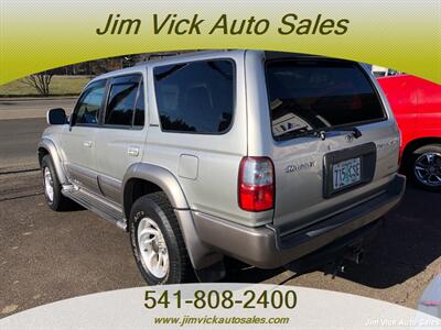 2001 Toyota 4Runner Limited   - Photo 3 - North Bend, OR 97459