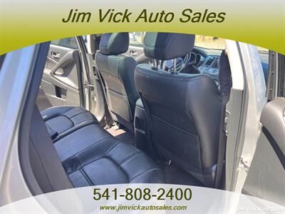 2011 Nissan Murano SV   - Photo 8 - North Bend, OR 97459