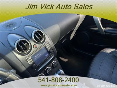 2012 Nissan Rogue SV w/SL Package - Photo 10 - North Bend, OR 97459