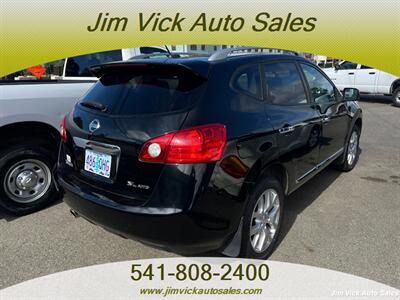2012 Nissan Rogue SV w/SL Package - Photo 3 - North Bend, OR 97459