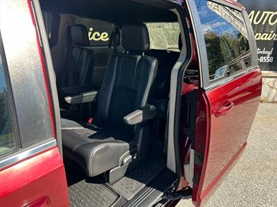 2018 Dodge Grand Caravan SXT - Photo 6 - Warwick, NY 10990