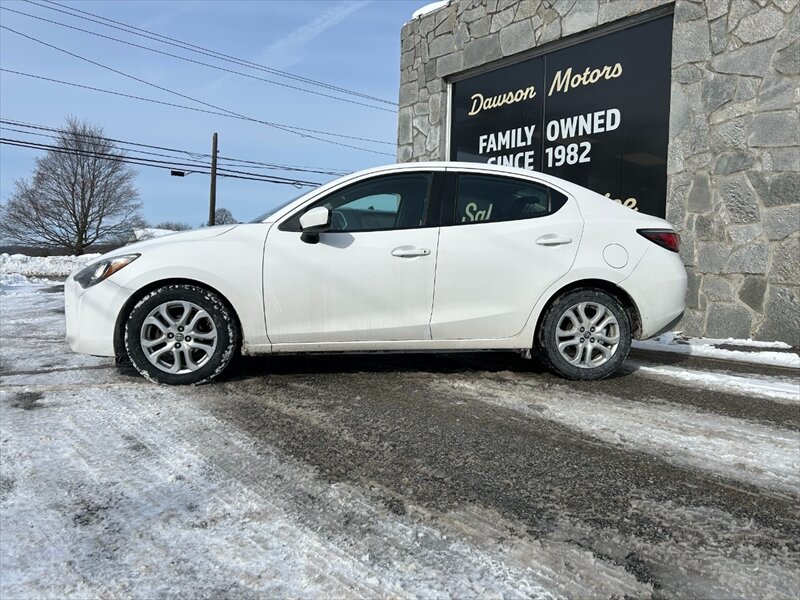2017 Toyota Yaris iA IA  