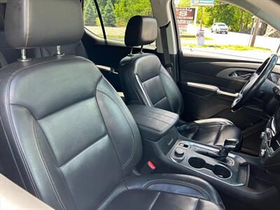 2021 Chevrolet Traverse LT Leather - Photo 12 - Warwick, NY 10990