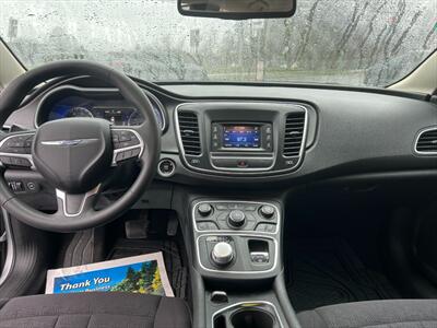 2015 Chrysler 200 Limited   - Photo 7 - Warwick, NY 10990