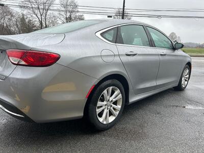 2015 Chrysler 200 Limited   - Photo 5 - Warwick, NY 10990