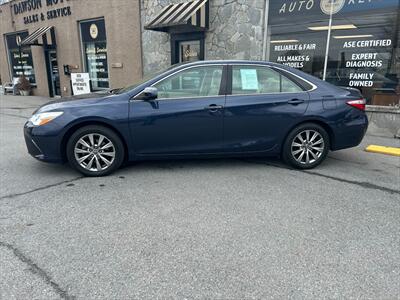 2016 Toyota Camry XLE   - Photo 2 - Warwick, NY 10990