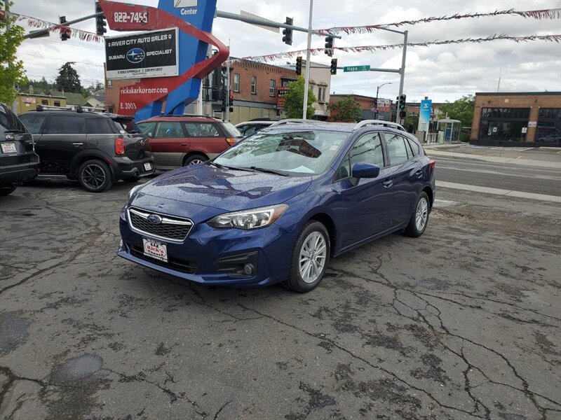 2017 Subaru Impreza Premium  