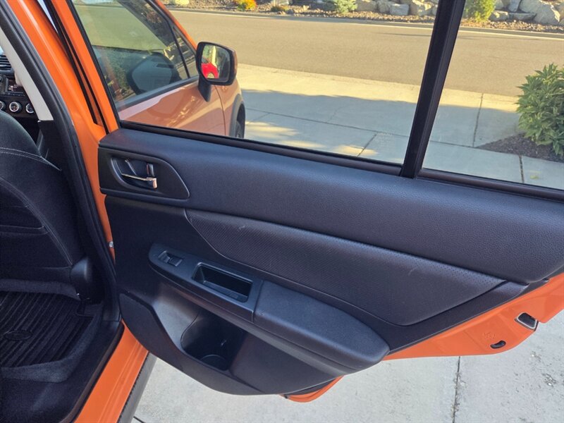 2014 Subaru XV Crosstrek Limited - Photo 17