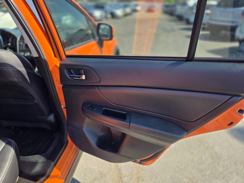 2014 Subaru XV Crosstrek Limited - Photo 18