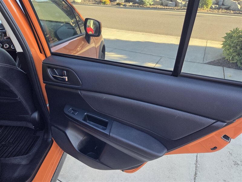 2014 Subaru XV Crosstrek Limited - Photo 17