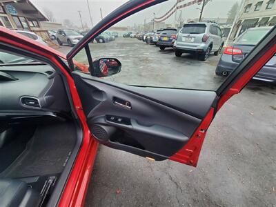 2017 Toyota Prius Four   - Photo 19 - Spokane, WA 99202