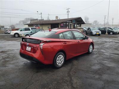 2017 Toyota Prius Four   - Photo 6 - Spokane, WA 99202