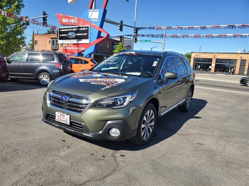 2018 Subaru Outback 3.6R Touring  
