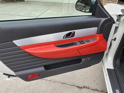 2002 Ford Thunderbird Deluxe   - Photo 9 - Spokane, WA 99202