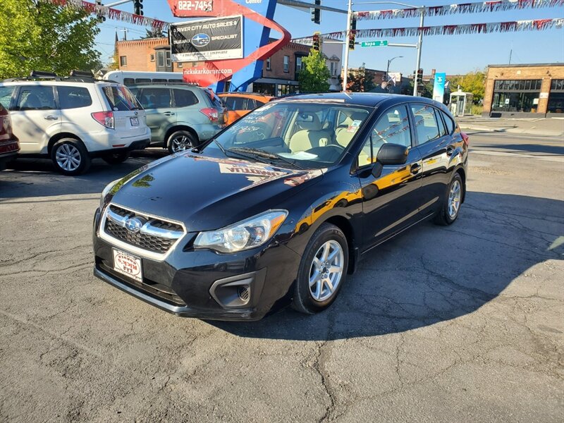 2013 Subaru Impreza 2.0i  