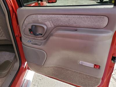 1998 GMC Sierra 3500 SLE - Photo 15 - Spokane, WA 99202