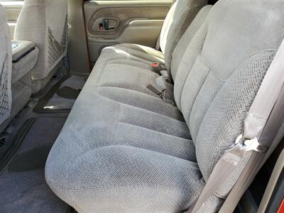 1998 GMC Sierra 3500 SLE - Photo 12 - Spokane, WA 99202