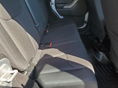 2015 Jeep Wrangler Sport  UNLIMITED - Photo 17 - Spokane, WA 99202
