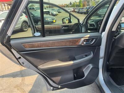 2017 Subaru Outback 2.5i Limited   - Photo 15 - Spokane, WA 99202