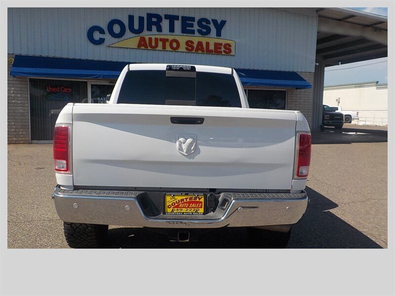 2017 RAM 3500 Laramie - Photo 7 - Cottonwood, AZ 86326