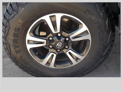 2006 Toyota Tacoma V6   - Photo 11 - Cottonwood, AZ 86326