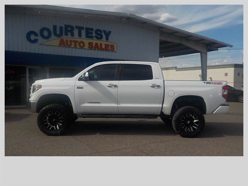 2018 Toyota Tundra Limited - Photo 3 - Cottonwood, AZ 86326