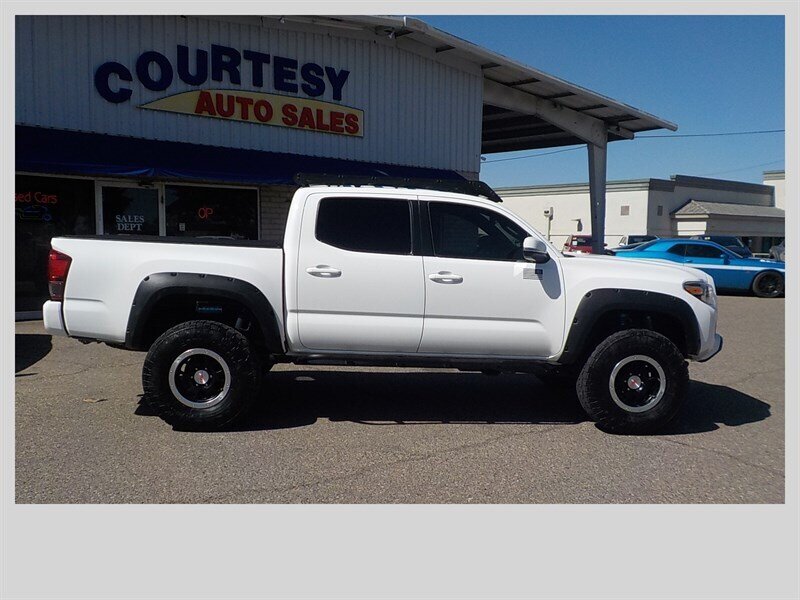 2018 Toyota Tacoma TRD Off-Road - Photo 11 - Cottonwood, AZ 86326