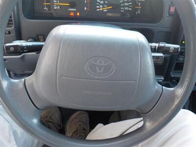 1998 Toyota Tacoma SR5 V6  TRD-OFF ROAD - Photo 8 - Cottonwood, AZ 86326