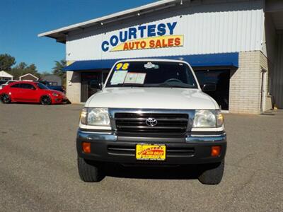 1998 Toyota Tacoma SR5 V6  TRD-OFF ROAD - Photo 15 - Cottonwood, AZ 86326