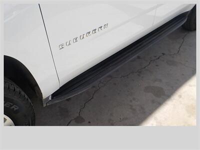 2018 Chevrolet Suburban LT   - Photo 38 - Cottonwood, AZ 86326