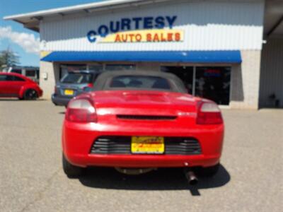 2001 Toyota MR2 Spyder 2 Dr   - Photo 11 - Cottonwood, AZ 86326