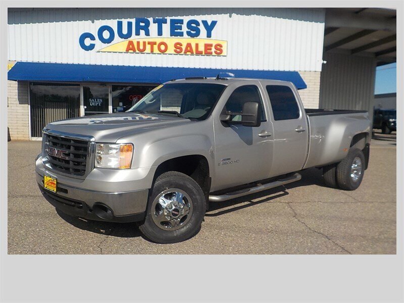 2009 GMC Sierra 3500 SLT's photo