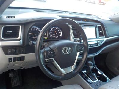 2018 Toyota Highlander Limited Platinum - Photo 8 - Cottonwood, AZ 86326