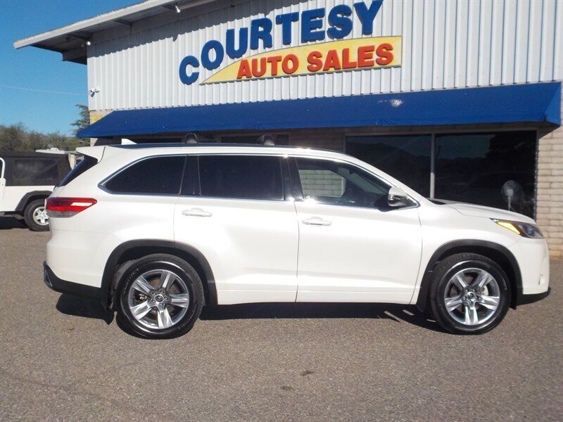 2018 Toyota Highlander Limited Platinum - Photo 9 - Cottonwood, AZ 86326