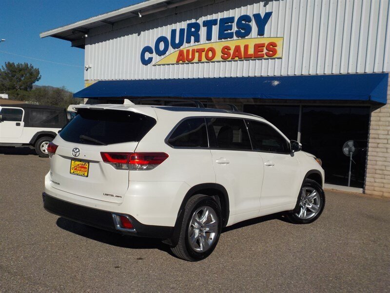 2018 Toyota Highlander Limited Platinum - Photo 7 - Cottonwood, AZ 86326