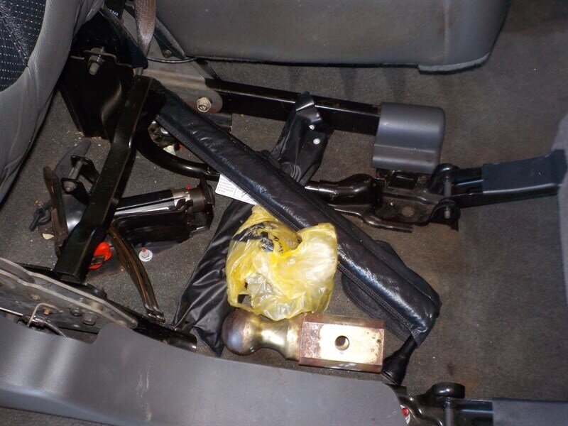 2005 GMC Sierra 3500 SLT   - Photo 39 - Cottonwood, AZ 86326