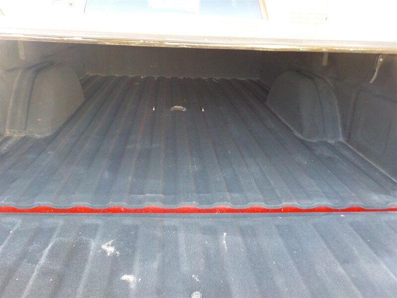 2005 GMC Sierra 3500 SLT   - Photo 44 - Cottonwood, AZ 86326